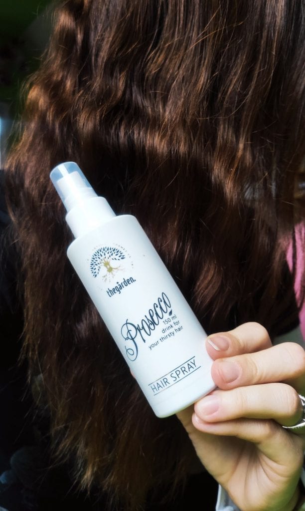 Hair Prosecco Spray - sprej pro větší objem, nadýchanější a hezčí vlasy.